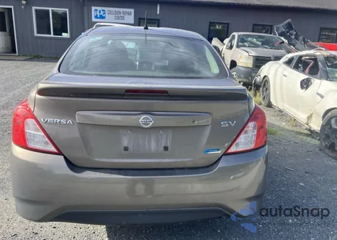 2016 Nissan Versa 1.6 S/1.6 S+/1.6 Sl/1.6 Sv z USA, uszkodzony, nr VIN 3N1CN7AP6GL875828